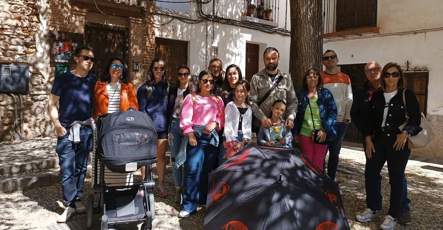 Granada: Historic Center and Lower Albaicin Walking Tour - Plaza Bib Rambla and the City’s Grand Spaces
