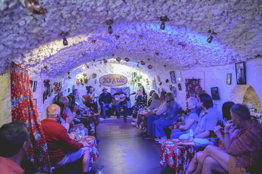 Granada: Live Flamenco Show - Why Sacromonte is the right place for flamenco
