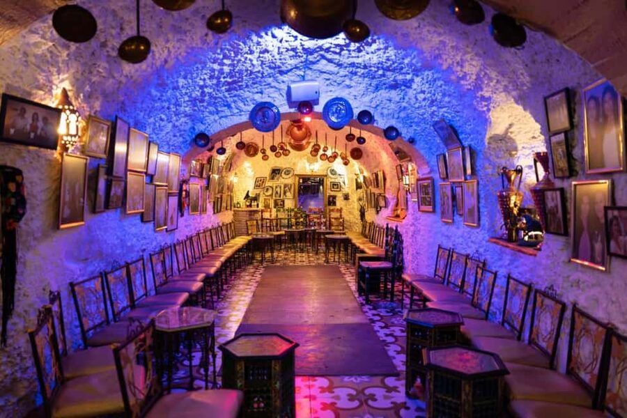 Granada: Los Amayas Cave Traditional Flamenco Show - Looking beyond the music to the Alhambra views