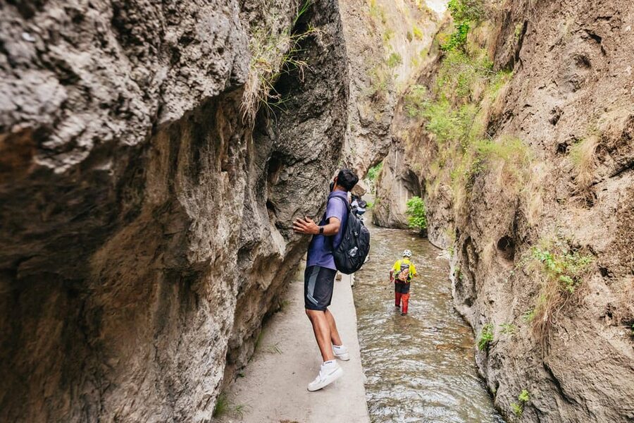 Granada: Los Cahorros de Monachil Canyon Hiking Tour - Why Los Cahorros makes a smart break from Granada