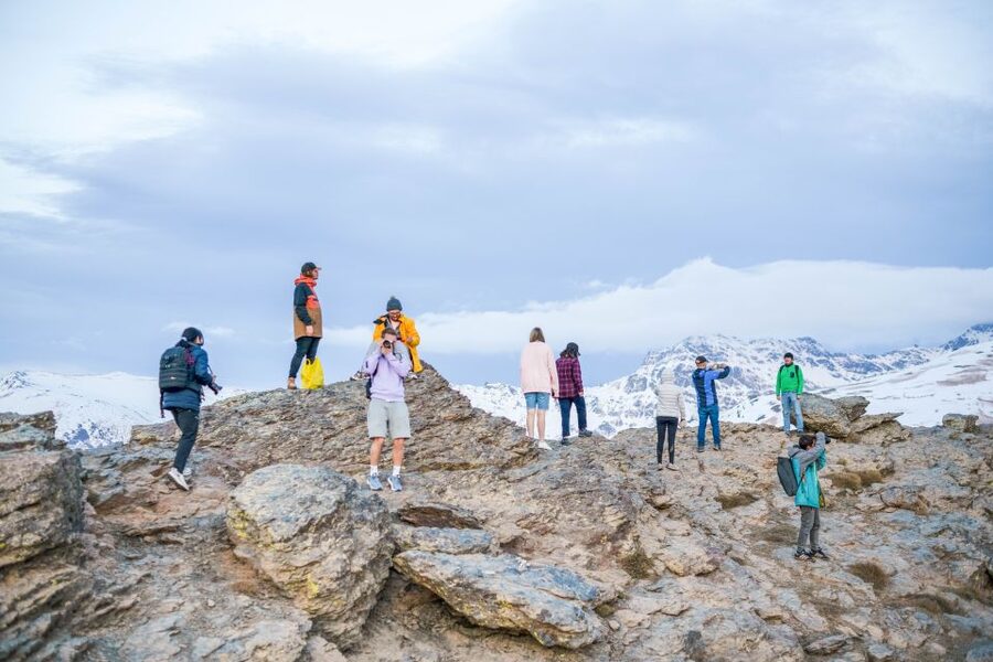 Granada: Sierra Nevada Safari Tour to 2500 m with a Drink - The Camino de los Neveros and Moorish mountain life