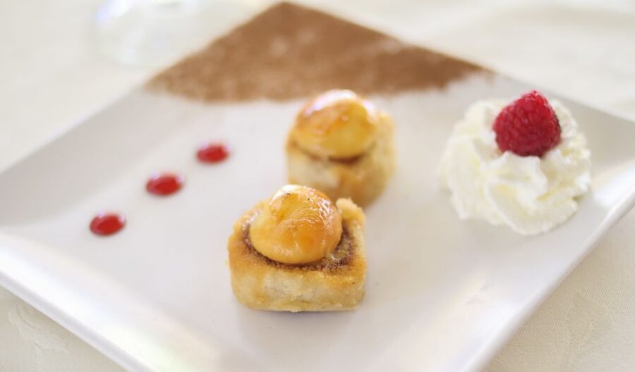 Granada: Walking Food Tour - What the guide adds to the experience