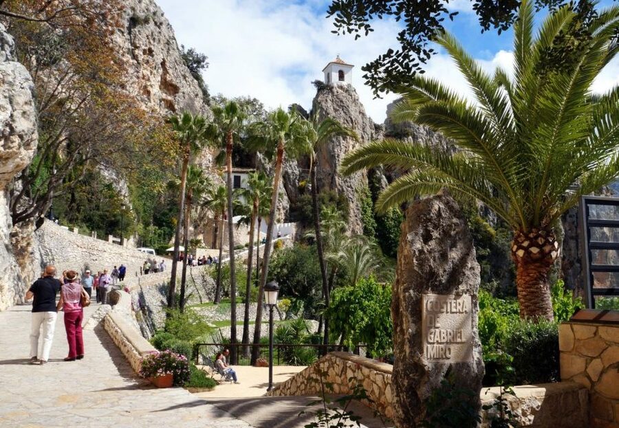 Guadalest & Algar Falls Tour - From Albir, Benidorm & Calpe - Is the Guadalest and Algar Falls tour worth booking?