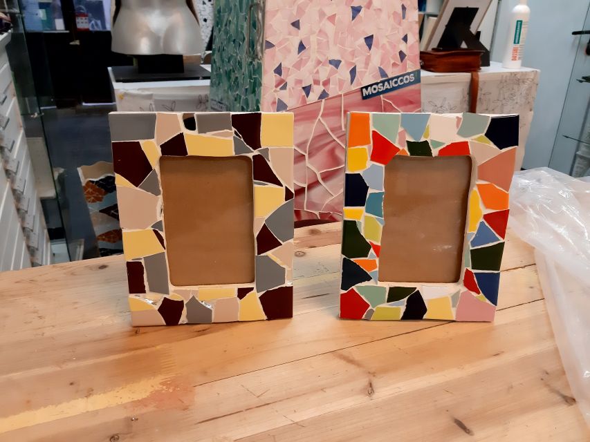 Guided Gaudí’s Trencadís Mosaic Workshop in Barcelona - A Patient Class for Families
