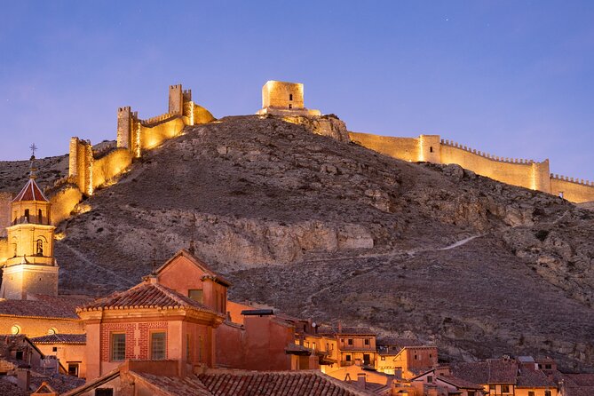 Guided Tour of Albarracín and Casa Noble - Plaza Mayor: start where Albarracín meets itself