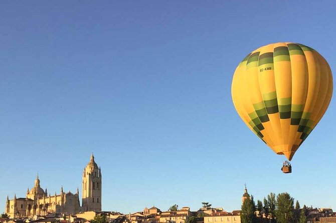 Hot Air Balloon over Segovia with Optional Transfers from Madrid - One hour above the Cathedral of Segovia
