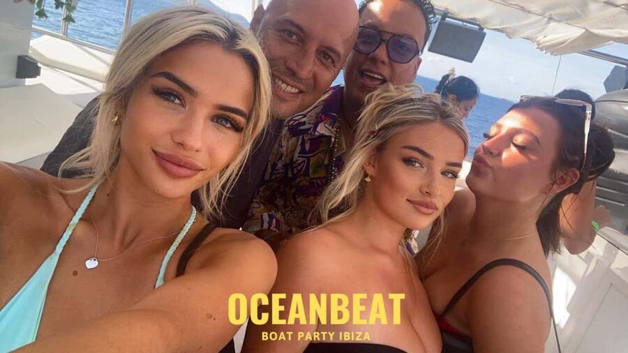 Ibiza: Ocean Club Boat Party with Premium Drinks, Food, & DJ - Food and the difference between standard and upgraded options