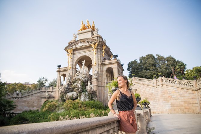 Instagram Photoshoot Tour in Barcelona - Ciutadella Park gives you breathing room