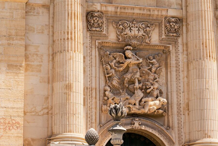 Jaén: 3-hour tour, Cathedral, Jewish Quarter and Arab Baths - Who will enjoy this tour most