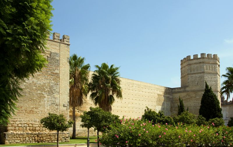 Jerez: Historic Center Guided Tour - San Dionisio Church and Mudejar details