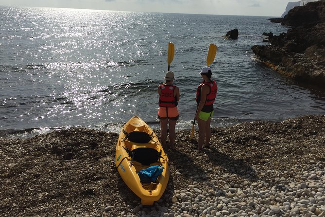 Kayak and snorkel excursion to Cova Tallada - Who will enjoy this three-hour outing most