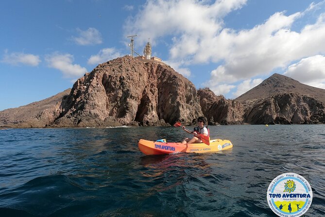 Kayak y snorkell por las mejores calas del Parque Natural Cabo de Gata - Returning with photos, water, and a snack