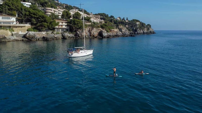 La Herradura: Sailing with a view of dolphins - Drinks, Snacks, and the Onboard Mood