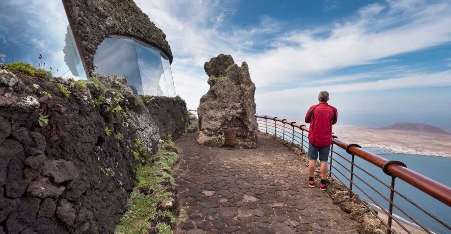 Lanzarote: César Manrique Full-Day Tour - The essential points at a glance