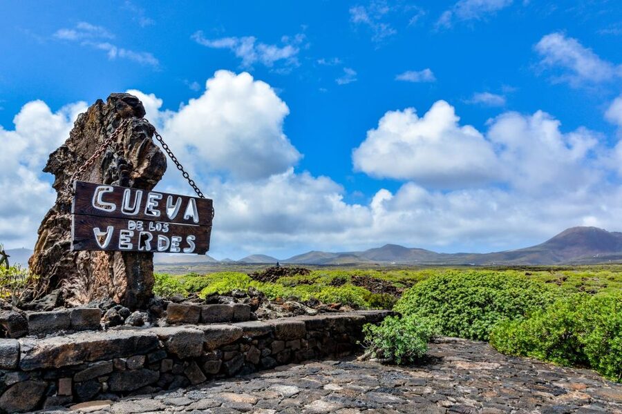 Lanzarote: Cueva de los Verdes & Jameos del Agua Tour - Why this northern Lanzarote route works