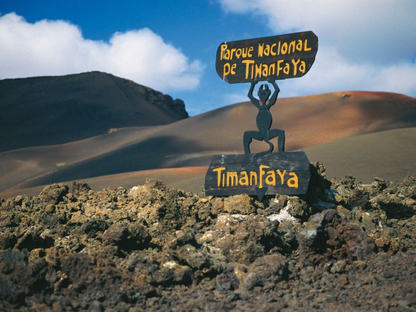 Lanzarote: Full Day Bus Tour with Scenic Views - Is $102 good value?