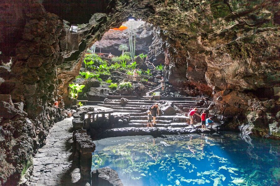 Lanzarote: Full-Day Island Highlights Tour - Jameos del Agua: volcanic rock shaped into a public garden