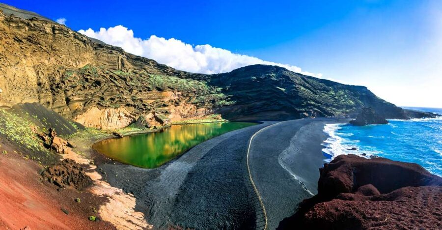 Lanzarote: Guided Day Trip to Timanfaya Park & Lago Verde - The optional camel ride