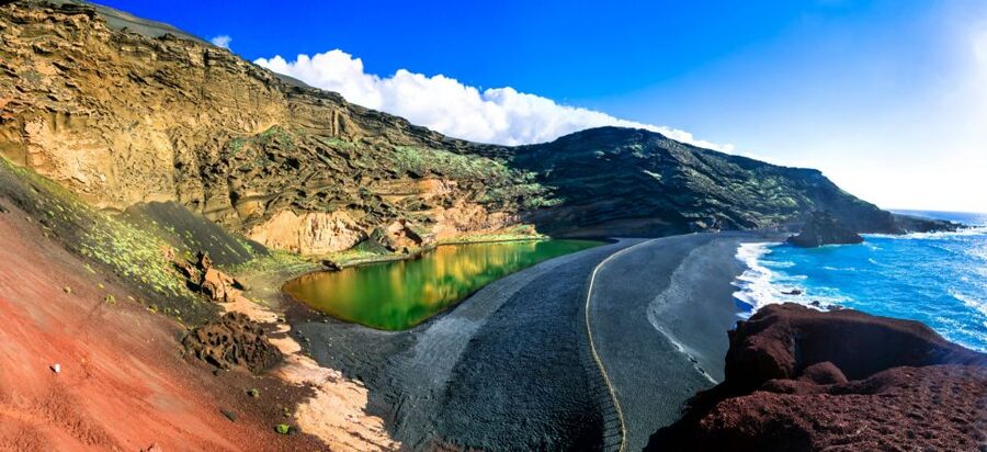 Lanzarote: Guided Day Trip to Timanfaya Park & Lago Verde - La Geria and Lanzarote’s unusual vineyards