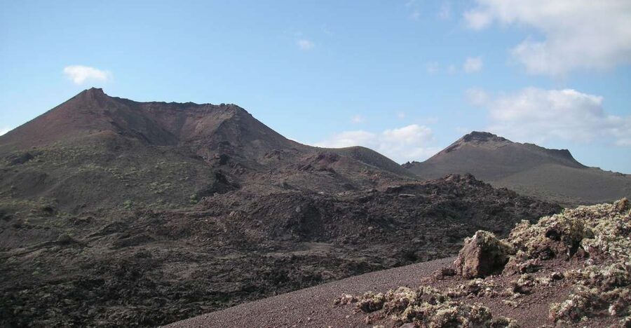 Lanzarote: Guided Volcano Hike with Transfers - Why this hike is different from a bus tour