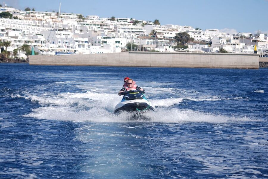 Lanzarote: Jet Ski Tour - Riding the waves along Lanzarote’s volcanic shore