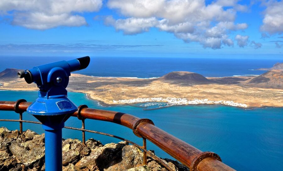 Lanzarote: Northern Half-Day Trip - Bus Comfort, Pickup Time, and the Half-Day Tradeoff
