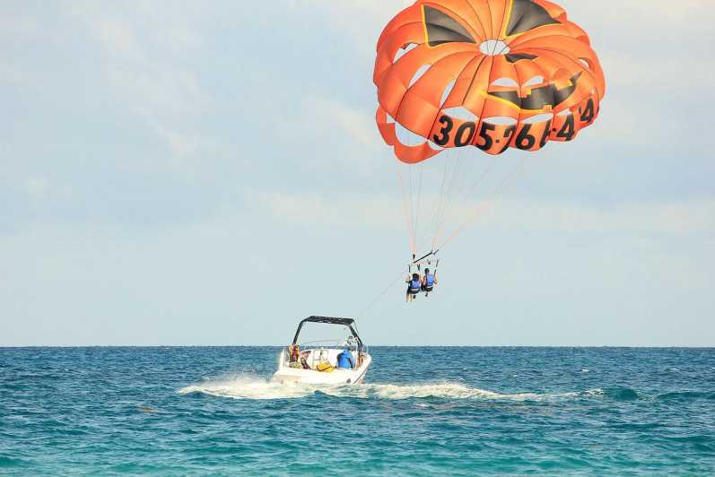 Lanzarote: Parasailing Adventure in Puerto del Carmen - The Boat Ride and the Order of Flights