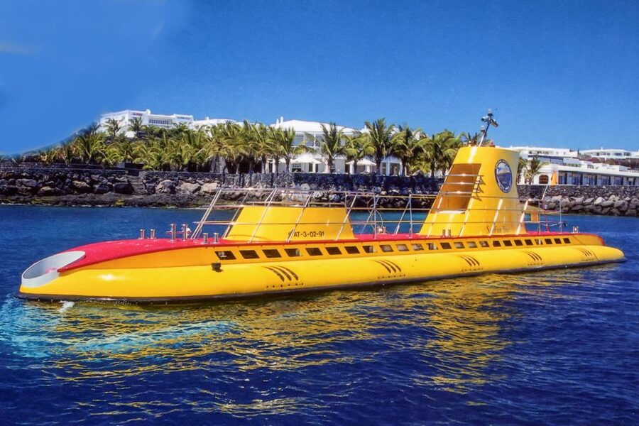 Lanzarote: Real Submarine Dive with Hotel Pickup - Why this Lanzarote experience feels different
