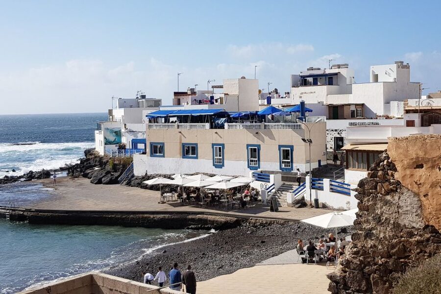 Lanzarote: Return or 1-Way Ferry to Fuerteventura with Wifi - Arriving in Corralejo
