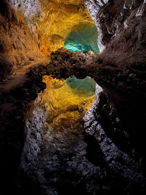 Lanzarote: Timanfaya Park, Jameos Agua, & Cueva Verdes Tour - Lunch, breaks, and the real cost