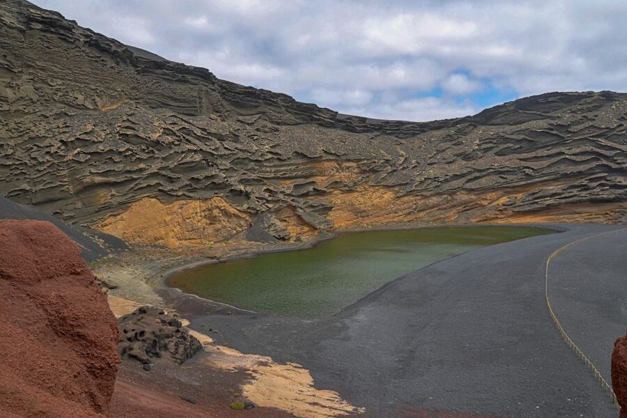 Lanzarote: Volcanos of Timanfaya and Caves Tour with Lunch - Jameos del Agua, the grand finale