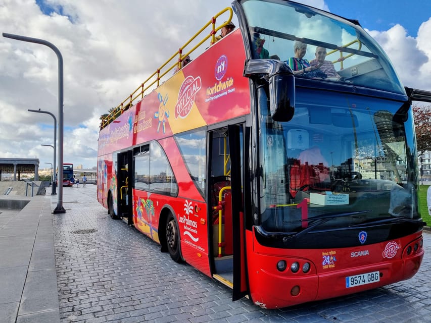 Las Palmas: City Sightseeing Hop-On Hop-Off Bus Tour - El Corte Inglés and the city’s shopping side