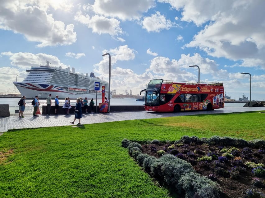 Las Palmas: City Sightseeing Hop-On Hop-Off Bus Tour - Pueblo Canario and a taste of local style