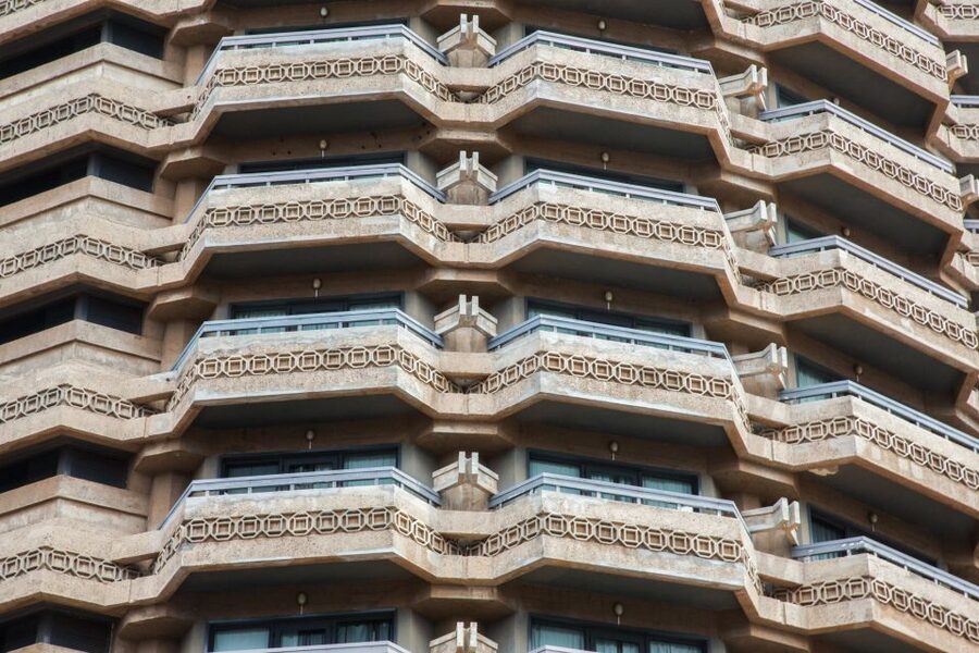 Las Palmas: City Sightseeing Hop-On Hop-Off Bus Tour - Vegueta, the cathedral, and the best walking option
