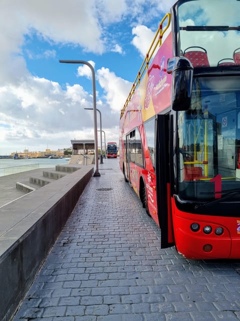Las Palmas: City Sightseeing Hop-On Hop-Off Bus Tour - San Telmo and the route back toward the marina