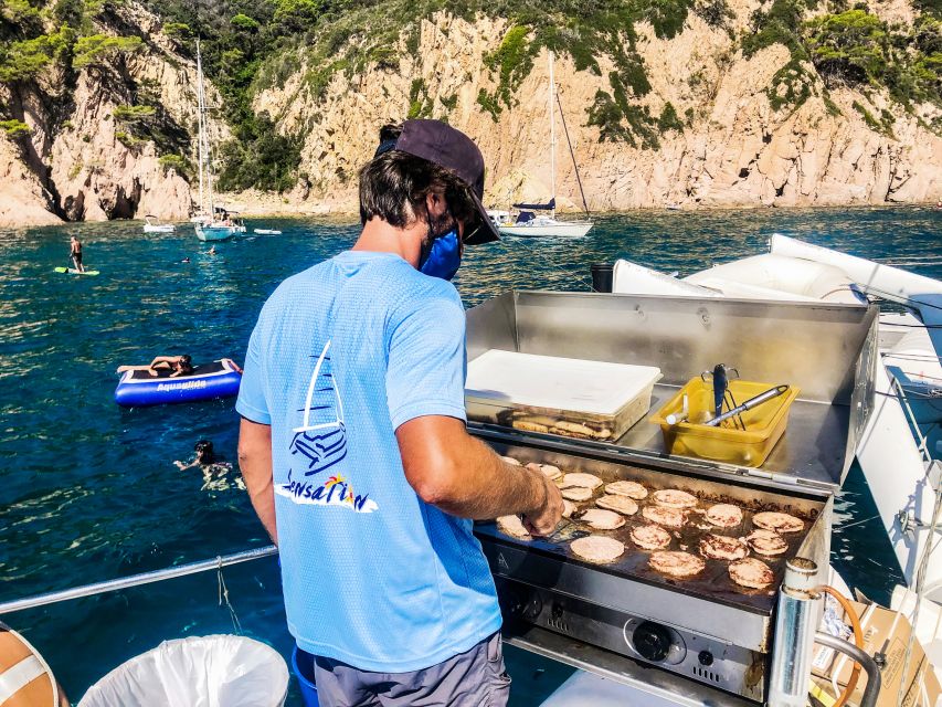 Lloret de Mar: Catamaran Sailing Cruise with BBQ and Drinks - What to bring and what to leave behind