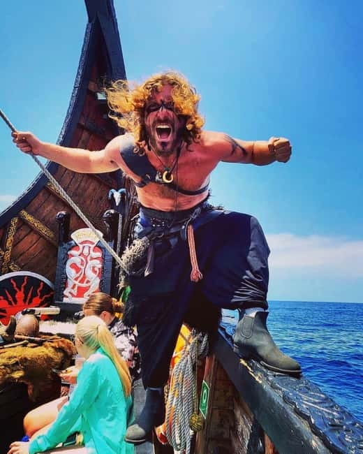 Los Cristianos: Whale Watching Cruise w/Swim Stop & Drinks - Boarding the Ragnarok in Los Cristianos