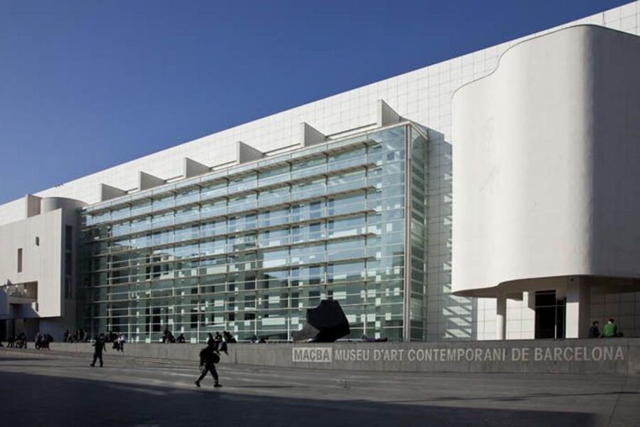 MACBA Barcelona – Contemporary Art Experience - The Richard Meier building and the Gothic chapel