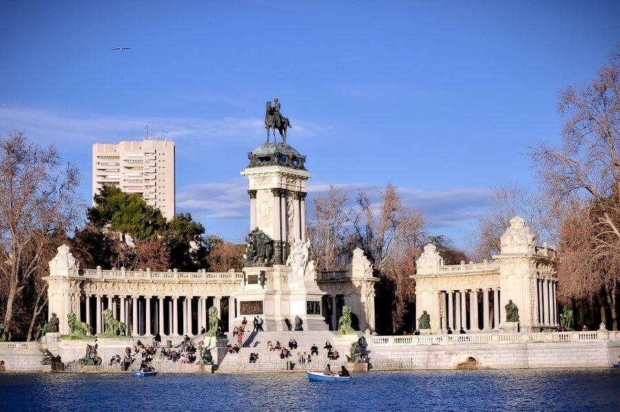 Madrid: 1.5-Hour Retiro Park Guided Walking Tour - The Crystal Palace gives the walk its visual centerpiece