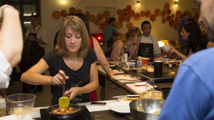 Madrid: 10 Tapas 2.5-Hour Cooking Class - Who will enjoy this class most?
