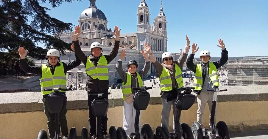 Madrid: All Madrid Guided Segway Tour - From Opera to Plaza Mayor and the old city