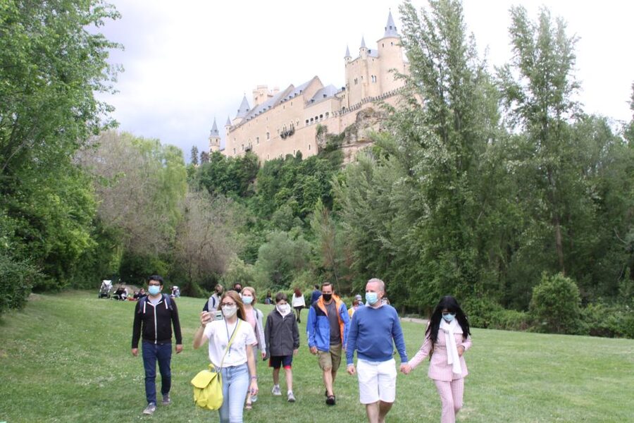 Madrid: Avila and Segovia Day Trip with Tickets to Monuments - The Lady of the Cathedrals