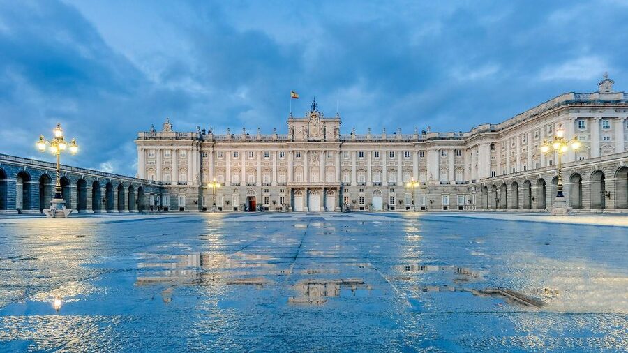 Madrid: City Highlights Guided Walking Tour - Plaza de España and Cervantes