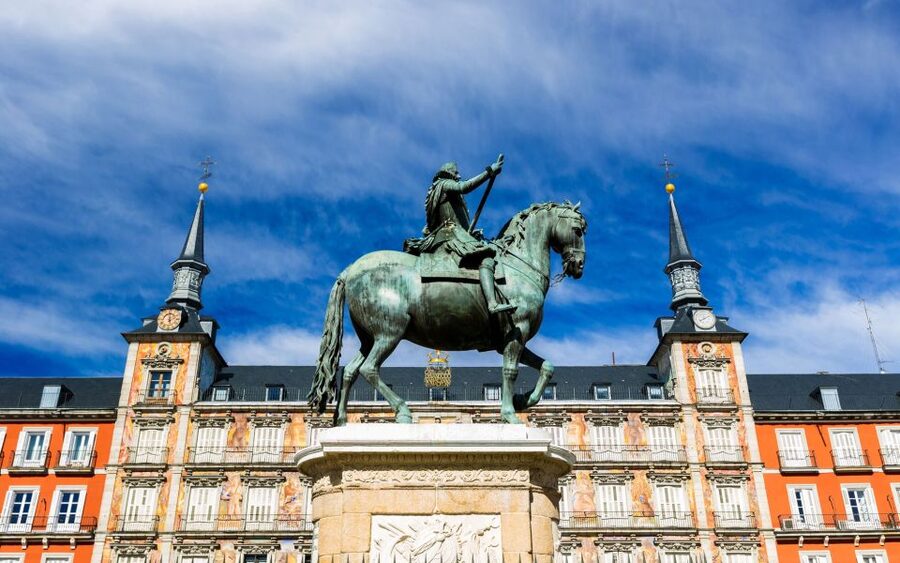 Madrid: City Highlights Guided Walking Tour - Mercado de San Miguel and the practical Madrid break