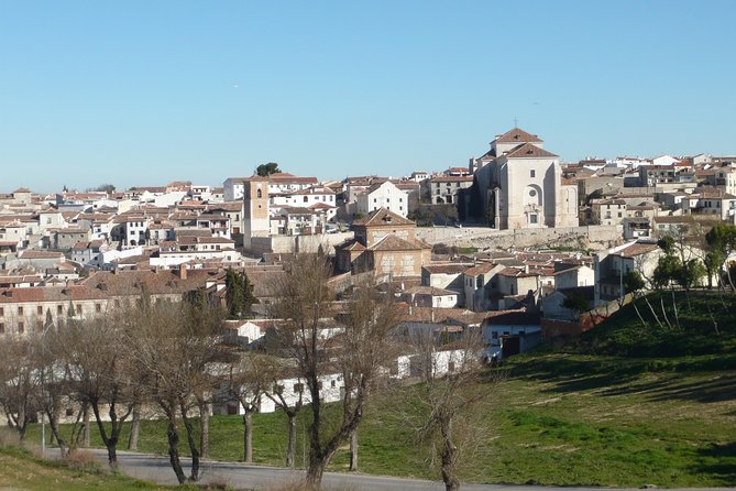 Madrid Countryside Wineries Guided Tour with Wine Tasting - Starting at Conde de Casal at 9:30 a.m.