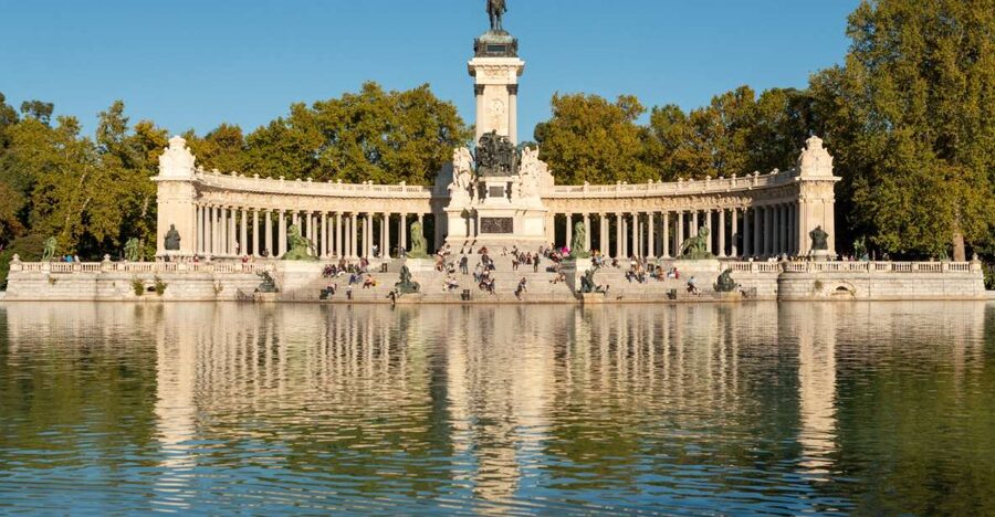 Madrid: El Retiro Park Self-Guided Audio Tour - What this El Retiro audio tour actually offers