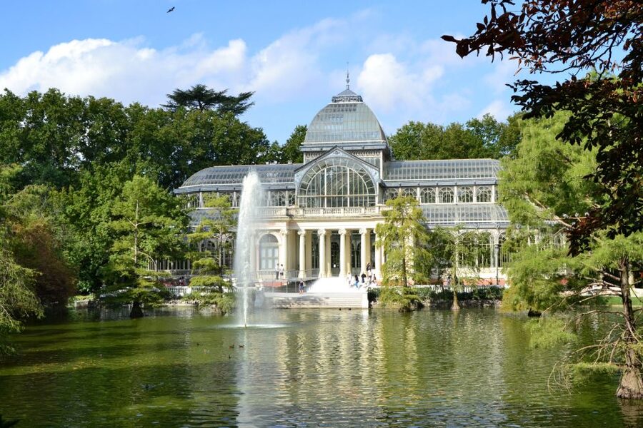 Madrid: El Retiro Park Self-Guided Audio Tour - Timing, comfort, and practical planning