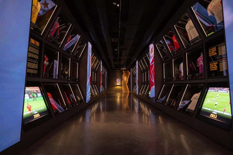 Madrid: Entry Ticket to Legends The Home of Football Museum - The games area, VR, and robotic football