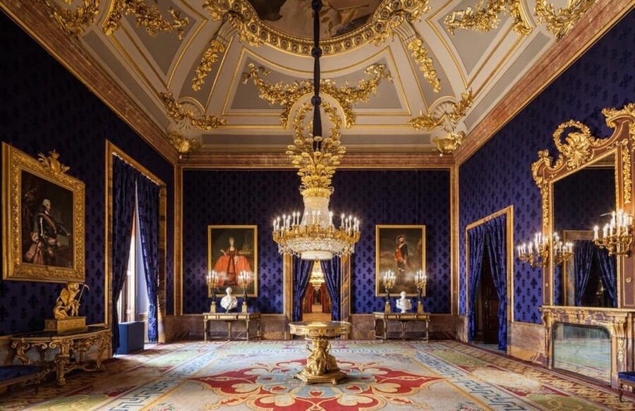 Madrid: Guided Tour of the Royal Palace with Fast Access - Fast access, with one important qualification