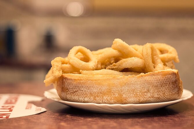 Madrid Historic Centre Food Tour with Authentic Tapas & Wines - The final restaurant and the Spanish tortilla